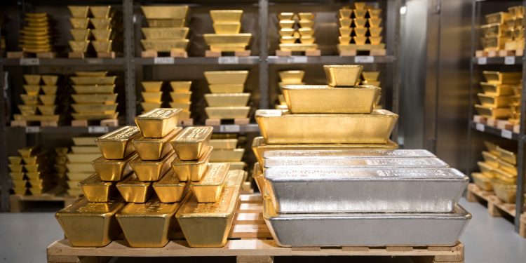 Gold, silver tumble after record tun as Fed Chair rumours tattle markets