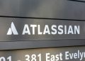 Atlassian stock crashes amid sustained insider sales: is it a buy?